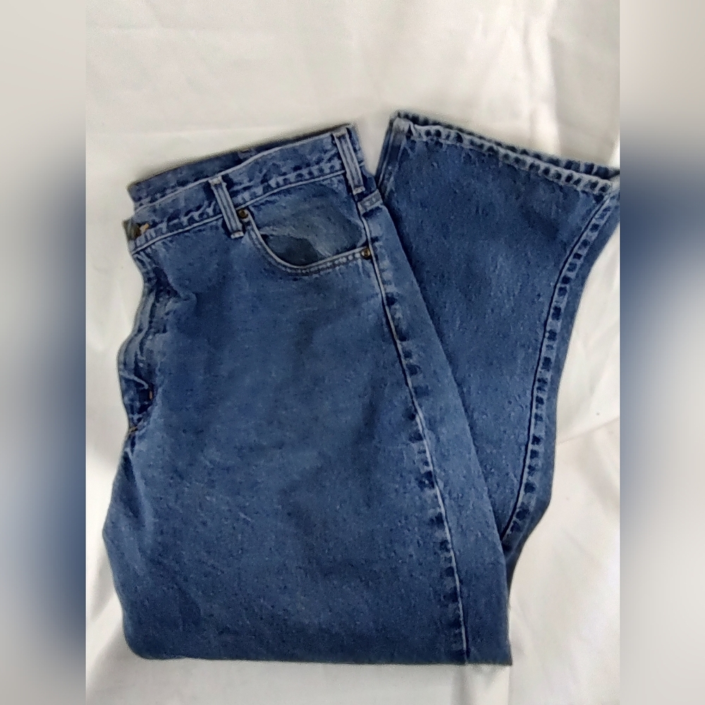 Carhartt Men's RN#4806 Blue denim jeans size 42 x 32